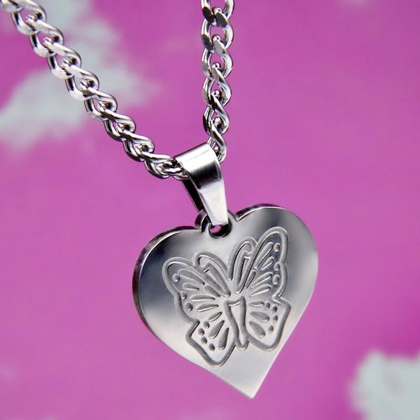 chains stainless steel love heart butterfly pendant necklace clavicle chain retro punk cuban aesthetic jewelry, Silver
chains stainless steel love heart butterfly pendant necklace clavicle chain retro punk cuban aesthetic jewelry, Silver