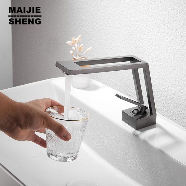 bathroom sink faucets white/grey basin bath mixer taps brass square vessel faucet cold water tap
bathroom sink faucets white/grey basin bath mixer taps brass square vessel faucet cold water tap