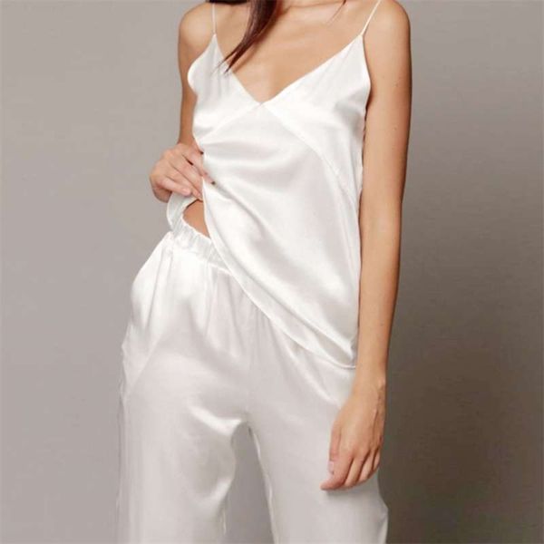 hechan white black satin pajamas women v neck spaghetti strap loose pants intimate lingerie female set homewear casual 210928, Black;red
hechan white black satin pajamas women v neck spaghetti strap loose pants intimate lingerie female set homewear casual 210928, Black;red