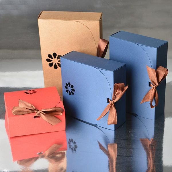 gift wrap 10pcs/lot boxes with ribbon candy pastry valentine's day cardboard party flip cover square kraft paper packaging box
gift wrap 10pcs/lot boxes with ribbon candy pastry valentine's day cardboard party flip cover square kraft paper packaging box