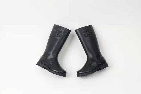 winter boot for girl boutique shoe genuine leather vamp kid shoes autumn warm matin boots mid calf send with box, Black;grey
winter boot for girl boutique shoe genuine leather vamp kid shoes autumn warm matin boots mid calf send with box, Black;grey