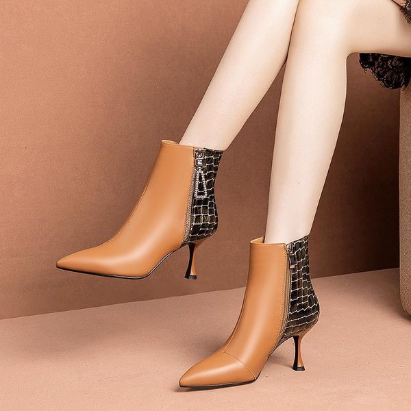 boots 2021 spring women's shoes high-quality cowhide low shaved leather color matching design wedding fashion, Black
boots 2021 spring women's shoes high-quality cowhide low shaved leather color matching design wedding fashion, Black