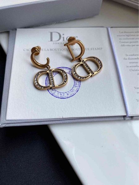 design classic letter earrings female full earrings old geometric simple jewelry, Golden
design classic letter earrings female full earrings old geometric simple jewelry, Golden