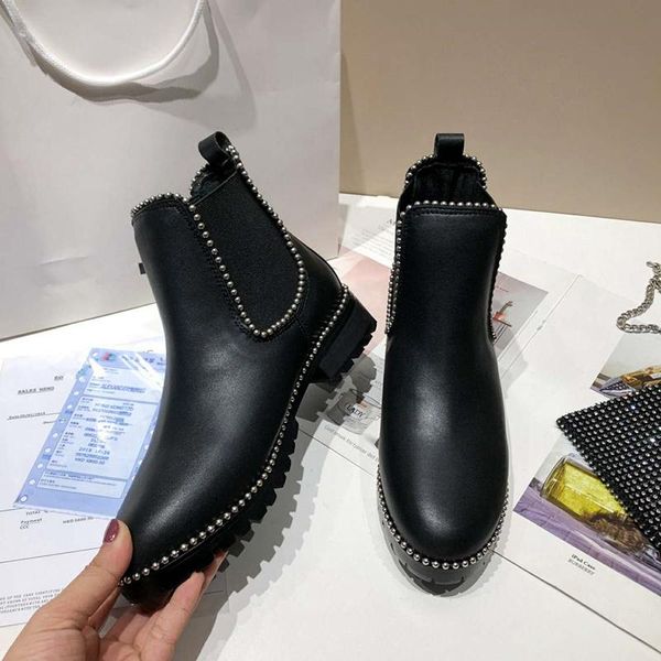 boots women elastic sleeve small rivet ankle shoes genuine leather round toe autumn winter, Black
boots women elastic sleeve small rivet ankle shoes genuine leather round toe autumn winter, Black