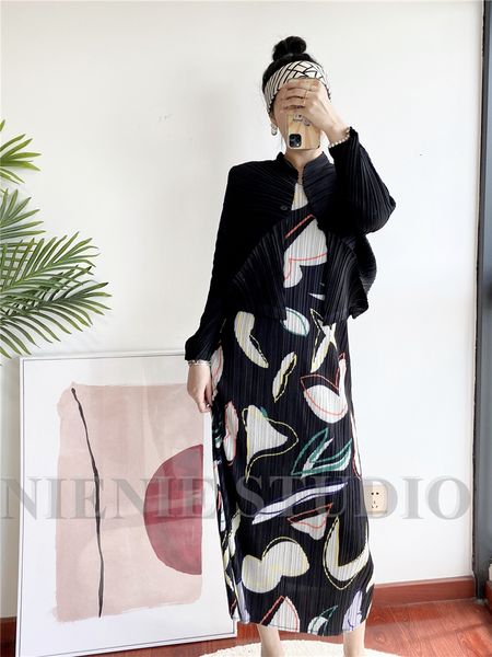 2021 new long maxi es for women summer pleated cherry boho love flower print plus size sleeveless beach 945k, Black;gray
2021 new long maxi es for women summer pleated cherry boho love flower print plus size sleeveless beach 945k, Black;gray