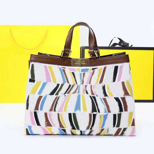 colorful embroidery pattern tote bag designer leather trim classic lock urban essential designers handbag wan
colorful embroidery pattern tote bag designer leather trim classic lock urban essential designers handbag wan
