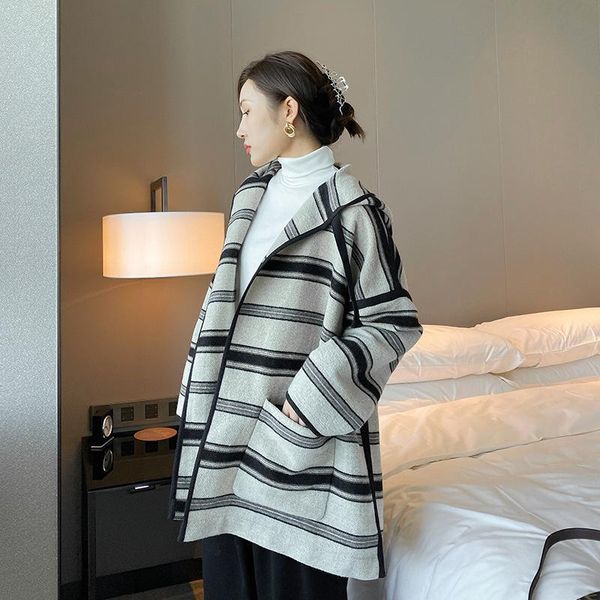 women's wool & blends autumn / winter korean color striped hooded jacket loose hepburn style temperament trendy long cashmere blend coa, Black
women's wool & blends autumn / winter korean color striped hooded jacket loose hepburn style temperament trendy long cashmere blend coa, Black