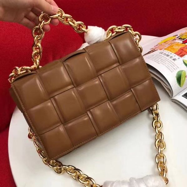 ladies luxury handbag winter new wide shoulder strap camera small square hit color mini envelope shoulde
ladies luxury handbag winter new wide shoulder strap camera small square hit color mini envelope shoulde
