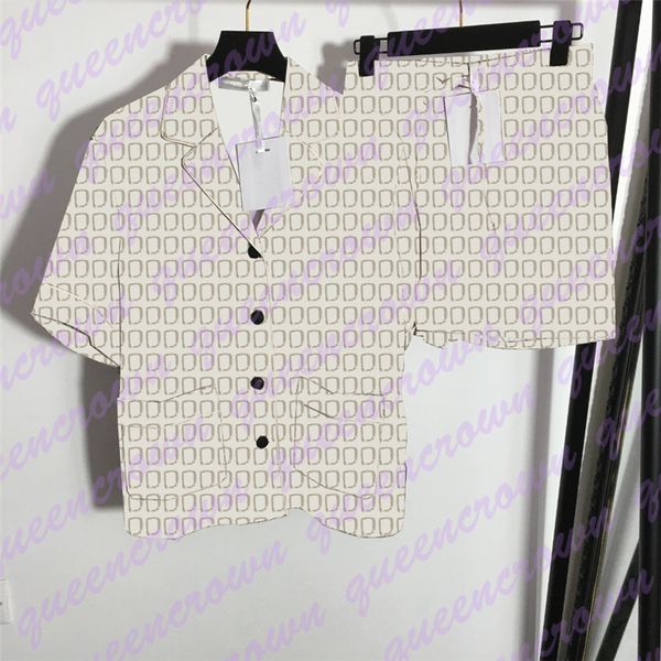 summer two piece pants loose elastic waist shorts design letter printed short sleeve shirts women casual suit, White
summer two piece pants loose elastic waist shorts design letter printed short sleeve shirts women casual suit, White