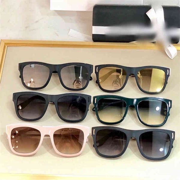 2022 factory wholesale huang xiaoming, wang hedi star net red same sunglasses men gv7016 personality fashion letter leg women, White;black
2022 factory wholesale huang xiaoming, wang hedi star net red same sunglasses men gv7016 personality fashion letter leg women, White;black