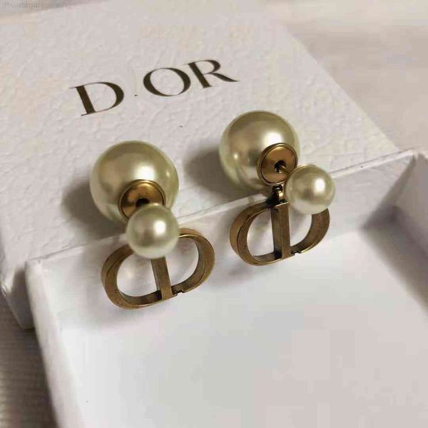 luxury designer fashion retro hip pearl sweet earrings for women simple personality hop charm jewelry holiday gift, Red;brown
luxury designer fashion retro hip pearl sweet earrings for women simple personality hop charm jewelry holiday gift, Red;brown