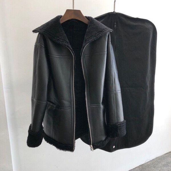 women's leather & faux 2021 winter real jacket women fur coats warm overcoat, Black
women's leather & faux 2021 winter real jacket women fur coats warm overcoat, Black