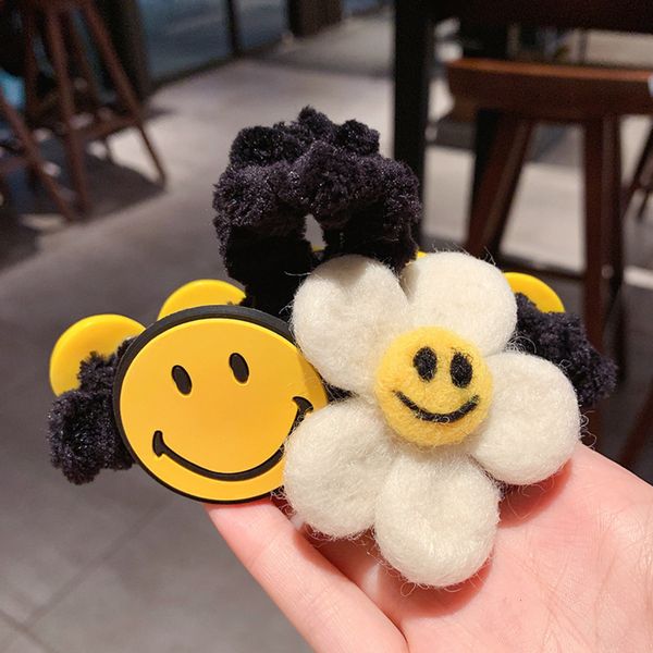 korean shark clip hairpin female autumn and winter back of head grab cute net red headdress, Golden;silver
korean shark clip hairpin female autumn and winter back of head grab cute net red headdress, Golden;silver