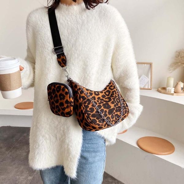 2pcs women crossbody handbags fashion nylon casual pure color leopard small purse pendant shoulder messenger bags
2pcs women crossbody handbags fashion nylon casual pure color leopard small purse pendant shoulder messenger bags