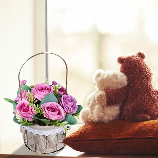 2021 new hand metal flower basket artificial flowers bouquet flower basket crafts home balcony decoration room ornaments
2021 new hand metal flower basket artificial flowers bouquet flower basket crafts home balcony decoration room ornaments