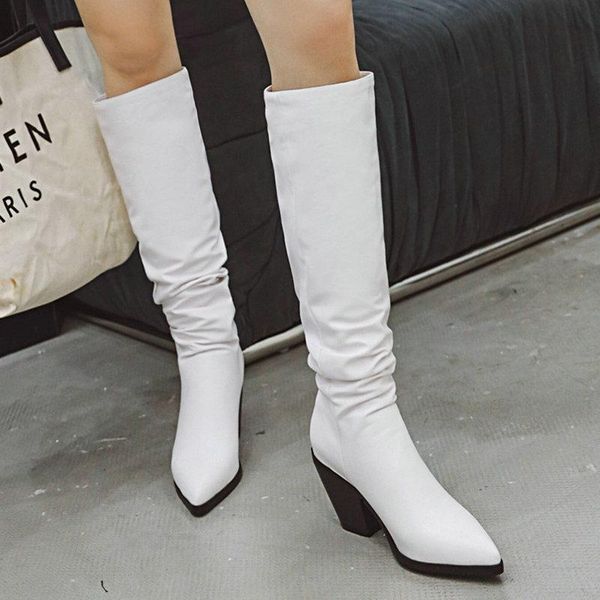 boots 2021 autumn and winter women's high solid color round toe square heel outdoor non-slip comfortable casual, Black
boots 2021 autumn and winter women's high solid color round toe square heel outdoor non-slip comfortable casual, Black
