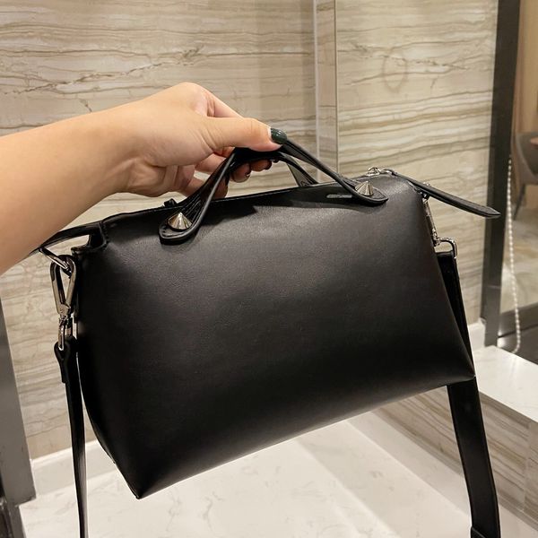 luxurys designers womens purses 2021 messenger bag brand classic designer handbags fashion crossbody bag_wallet_purse neverfull bolsa de men
luxurys designers womens purses 2021 messenger bag brand classic designer handbags fashion crossbody bag_wallet_purse neverfull bolsa de men