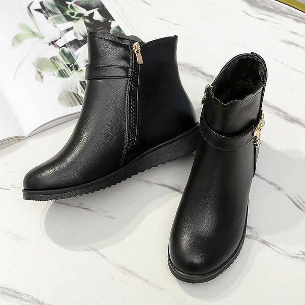 boots 43 size short women's autumn and winter 2021 flat-bottomed fashion round head belt buckle women's., Black
boots 43 size short women's autumn and winter 2021 flat-bottomed fashion round head belt buckle women's., Black