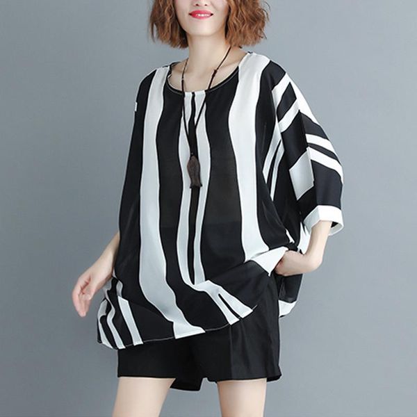 women's blouses & shirts 2021 casual shirt large size summer clothing loose fashion chiffon bat sleeve stripe female blouse v648, White
women's blouses & shirts 2021 casual shirt large size summer clothing loose fashion chiffon bat sleeve stripe female blouse v648, White