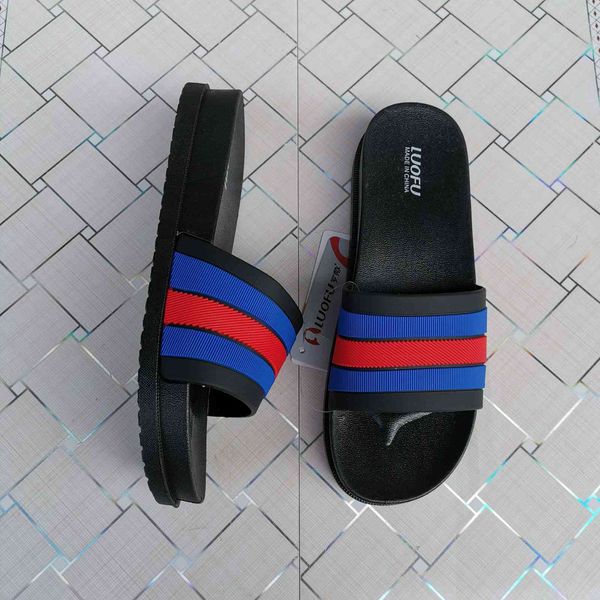 sandals slippersnew in summer women's indoor antiskid outdoor slippers women's thick bottomed bathroom bath shower slippers in sum, Black
sandals slippersnew in summer women's indoor antiskid outdoor slippers women's thick bottomed bathroom bath shower slippers in sum, Black