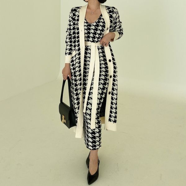 two piece dress zawfl women's knitted suit, single row button cardigan + retro sleeveless herringbone skirt, two-piece set, White
two piece dress zawfl women's knitted suit, single row button cardigan + retro sleeveless herringbone skirt, two-piece set, White