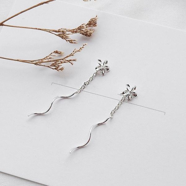 dangle & chandelier delicate jewelry flower earrings 2021 simple long wave stick for women celebration gifts, Silver
dangle & chandelier delicate jewelry flower earrings 2021 simple long wave stick for women celebration gifts, Silver