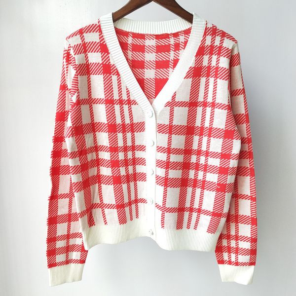 59% off factory outlet store striped plaid v-neck single breasted knitted cardigan for women in early autumn, White;black
59% off factory outlet store striped plaid v-neck single breasted knitted cardigan for women in early autumn, White;black