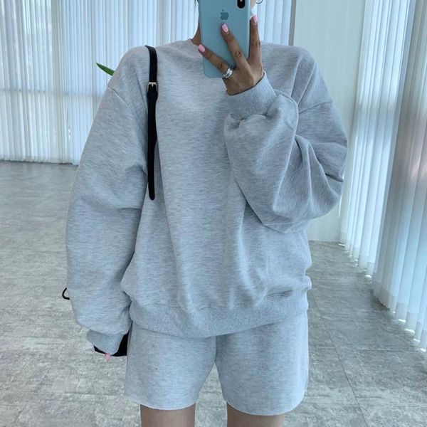 women's tracksuits autumn round neck pullover loose long sleeve sweater and high waist wide-leg slacks shorts sports suit women casual, Gray
women's tracksuits autumn round neck pullover loose long sleeve sweater and high waist wide-leg slacks shorts sports suit women casual, Gray