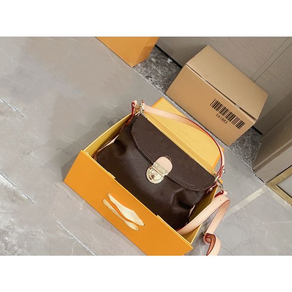 2021 fashionable and beautiful ladies famous shoulder bag leather chain messenger bag fashionable size:base size:21.12cm1, Black
2021 fashionable and beautiful ladies famous shoulder bag leather chain messenger bag fashionable size:base size:21.12cm1, Black
