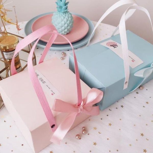 gift wrap 100pcs pink blue paper box with handle mooncake biscuit candy party wedding favors giveaway boxes
gift wrap 100pcs pink blue paper box with handle mooncake biscuit candy party wedding favors giveaway boxes