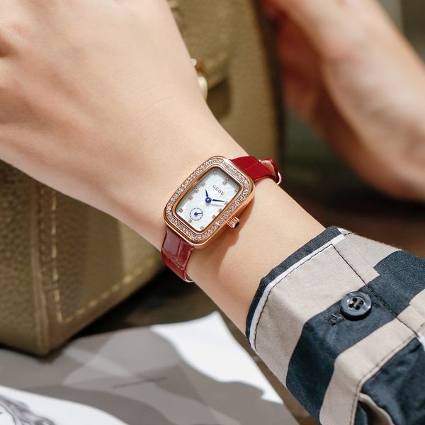 ancient european belt minority design fashionable women's quartz small square simple waterproof watch women, Slivery;brown
ancient european belt minority design fashionable women's quartz small square simple waterproof watch women, Slivery;brown