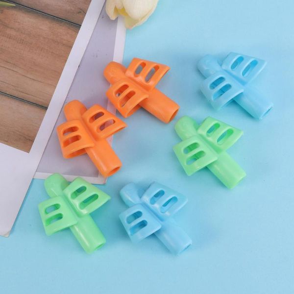 6 pcs silicone writing training devices double fingers writing trainer aid finger grips posture corrector for kids (as, Black;red
6 pcs silicone writing training devices double fingers writing trainer aid finger grips posture corrector for kids (as, Black;red