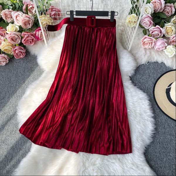 autumn winter women vintage elegant midi skirt belt 2020 high waist golden velvet pleated skirts womens lady casual skirts, Black
autumn winter women vintage elegant midi skirt belt 2020 high waist golden velvet pleated skirts womens lady casual skirts, Black