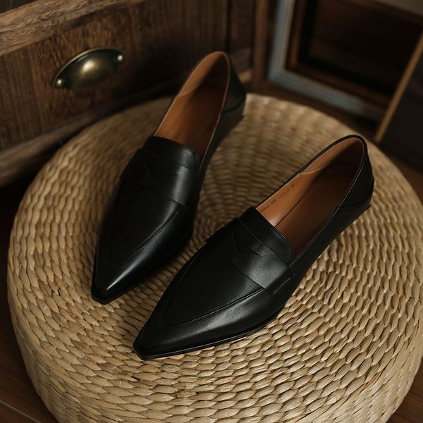 Womens genuine leather slip-on flats loafers leisure soft comfortable pointed toe moles casual daily female footwear shoes saleDress Shoes, Beige
Womens genuine leather slip-on flats loafers leisure soft comfortable pointed toe moles casual daily female footwear shoes saleDress Shoes, Beige