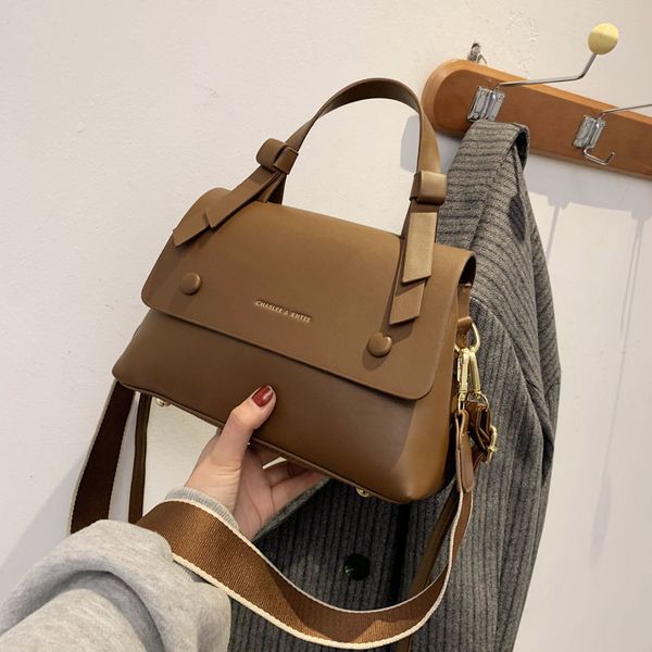 daily bag textured shoulder womens bag crossbody bag fashion messenger versatile autumn and winter double-shoulder strap shoulder cr
daily bag textured shoulder womens bag crossbody bag fashion messenger versatile autumn and winter double-shoulder strap shoulder cr