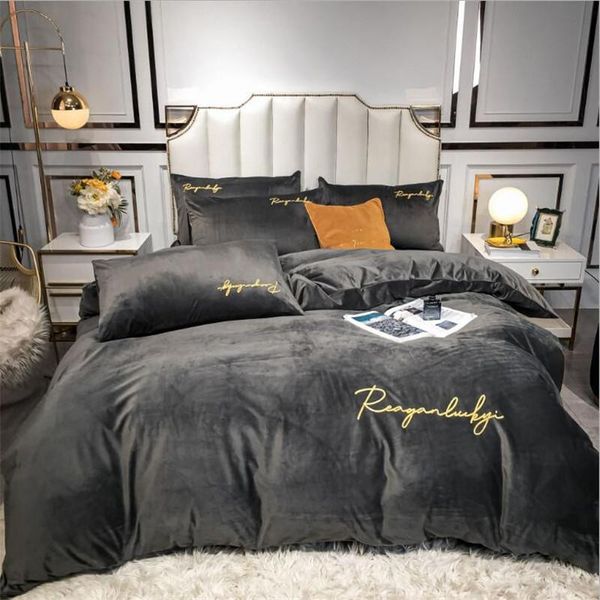 bedding sets flannel set crystal velvet coral fleece winter duvet cover keep warm bedsheet double sided pillowcases
bedding sets flannel set crystal velvet coral fleece winter duvet cover keep warm bedsheet double sided pillowcases
