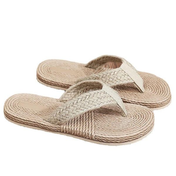 slippers 2021 summer imitation straw flat shoes trend fashion simple ladies flip flops outer wear beach sandals and women, Black
slippers 2021 summer imitation straw flat shoes trend fashion simple ladies flip flops outer wear beach sandals and women, Black