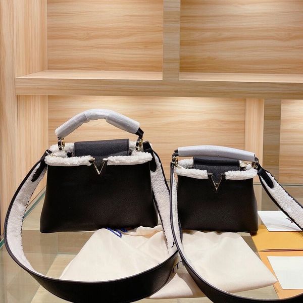 star style handbag lady tote bag women hand bags litchee pattern genuine leather shoulder bag famous crossbody bag detchable strap two size
star style handbag lady tote bag women hand bags litchee pattern genuine leather shoulder bag famous crossbody bag detchable strap two size