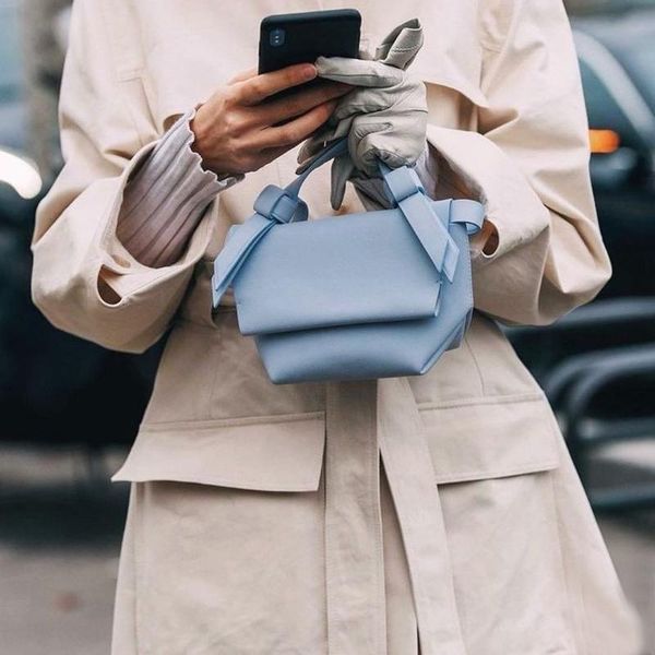 designer knotted handle women's handbag soft pu leather letter shoudler bag woman casual solid color crossbody bags for women
designer knotted handle women's handbag soft pu leather letter shoudler bag woman casual solid color crossbody bags for women
