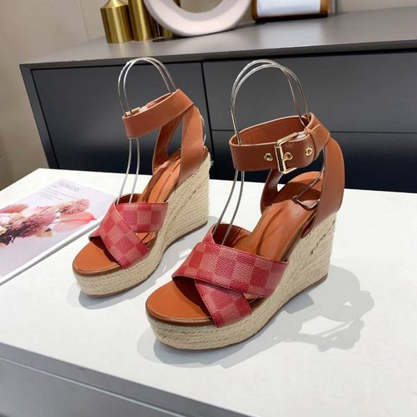 leatherwear woman sandals shoe strange cup heel rhinestone strap spike-heels party women wedding fashion designer brands size34 41 42, Black
leatherwear woman sandals shoe strange cup heel rhinestone strap spike-heels party women wedding fashion designer brands size34 41 42, Black