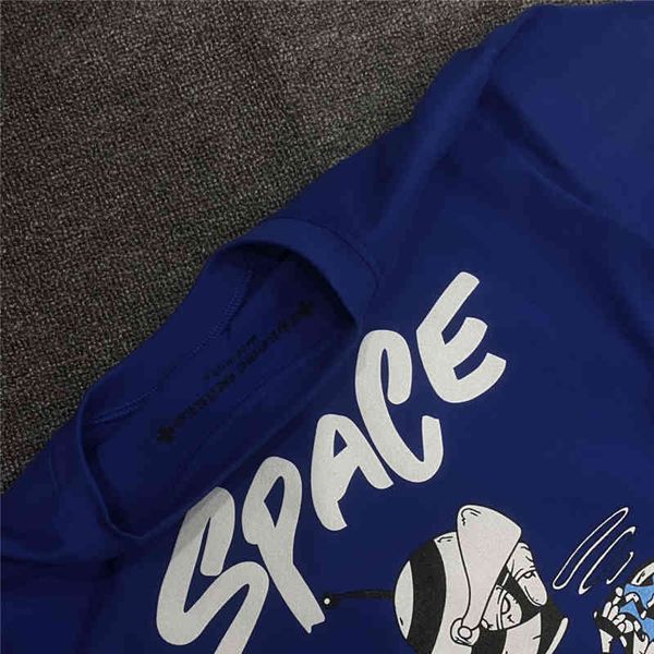 chao brand sanskrit crosin blue cartoon graffiti letter printing short sleeve lovers t-shirt net red men and w, White;black
chao brand sanskrit crosin blue cartoon graffiti letter printing short sleeve lovers t-shirt net red men and w, White;black