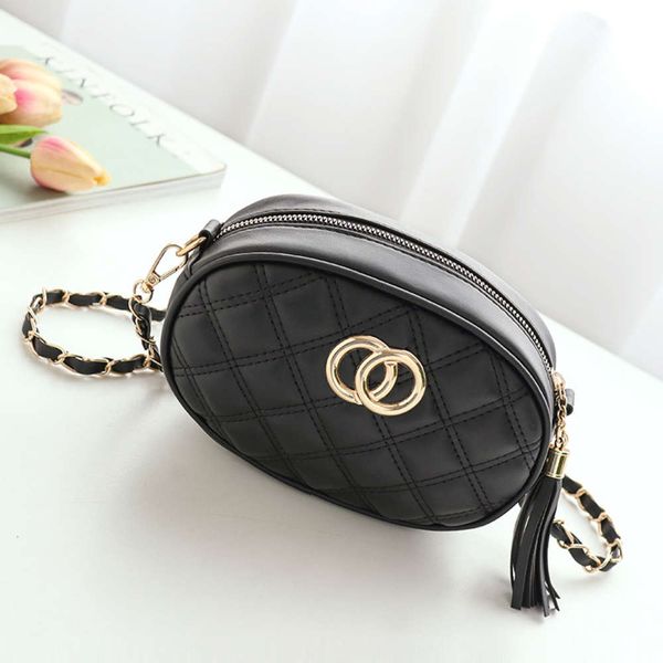 fashion women's 2021 new korean embroidered small round fashion versatile portable messenger bag
fashion women's 2021 new korean embroidered small round fashion versatile portable messenger bag
