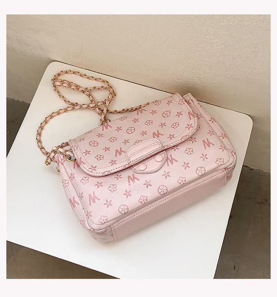 single sweet embossed shoulder bag female 2021 summer temperament simple chain portable messenger bag fashion pu square 
single sweet embossed shoulder bag female 2021 summer temperament simple chain portable messenger bag fashion pu square
