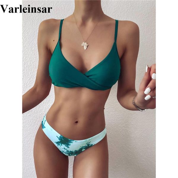 2021 tie dye mid waist bikini female swimsuit women swimwear two-pieces bikini set ink printed bather bathing suit swim v2421, White;black
2021 tie dye mid waist bikini female swimsuit women swimwear two-pieces bikini set ink printed bather bathing suit swim v2421, White;black