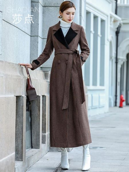 plaid wool coat women's middle long 2021 autumn and winter temperament korean loose woolen cloth women & blends, Black
plaid wool coat women's middle long 2021 autumn and winter temperament korean loose woolen cloth women & blends, Black