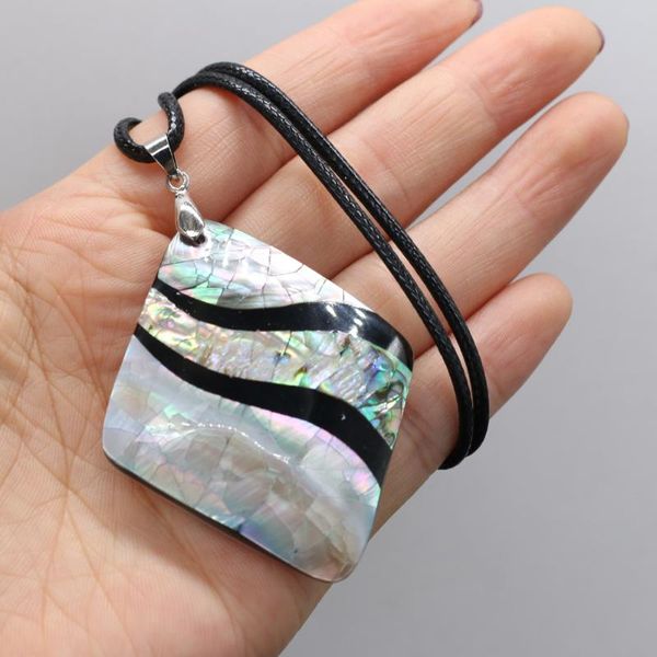 pendant necklaces 2021 -selling fashion natural shell necklace high-quality exquisite jewelry chain length 55+5cm size 46x56mm, Silver
pendant necklaces 2021 -selling fashion natural shell necklace high-quality exquisite jewelry chain length 55+5cm size 46x56mm, Silver