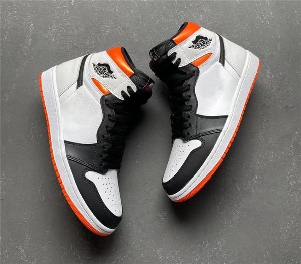 wholesale 1 electro orange 1s man basketball shoes white real leather sports sneakers 555088-180 size 7-12us
wholesale 1 electro orange 1s man basketball shoes white real leather sports sneakers 555088-180 size 7-12us