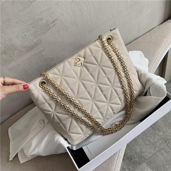 evening bags large capacity shoulder bag for women 2021 winter travel pu leather diamond lattice design messenger bolsos
evening bags large capacity shoulder bag for women 2021 winter travel pu leather diamond lattice design messenger bolsos