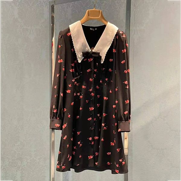 new spring vintage floral printed es for women 2021 elegant turn-down collar long sleeve mini vestidos w9m7, Black;gray
new spring vintage floral printed es for women 2021 elegant turn-down collar long sleeve mini vestidos w9m7, Black;gray