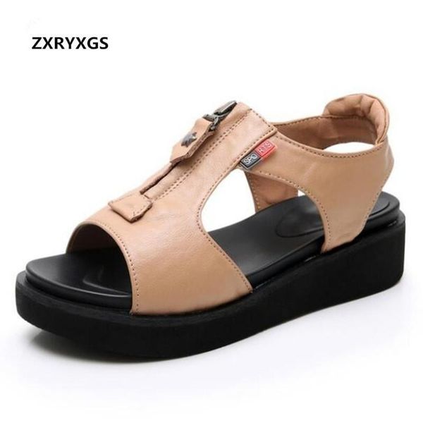 dress shoes 2021 light comfort summer women sandals open toe platform woman fashion casual large size cow leather, Black
dress shoes 2021 light comfort summer women sandals open toe platform woman fashion casual large size cow leather, Black